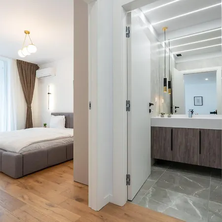 One Comfort Parking *