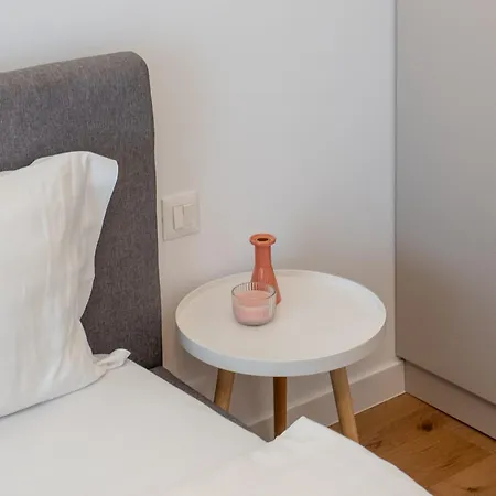 One Comfort Parking *