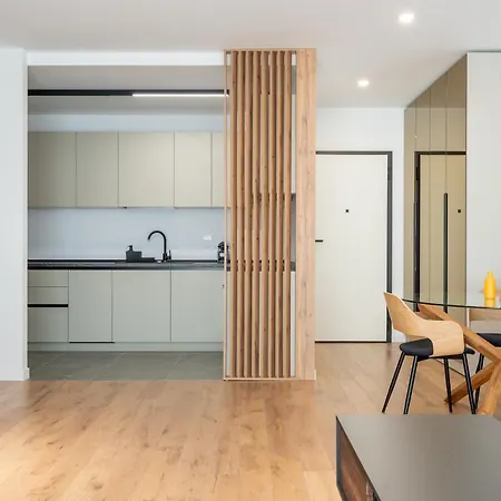 One Comfort Parking *