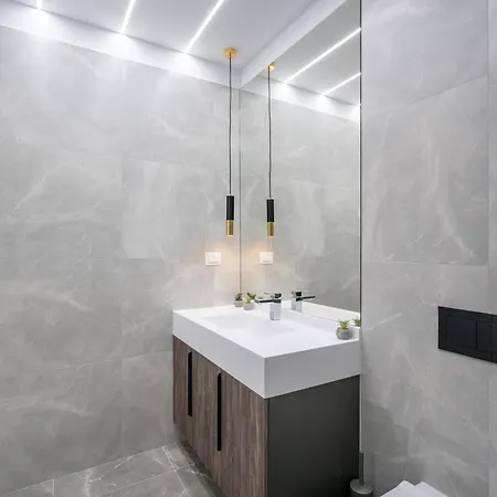 One Comfort Parking * Bukarest