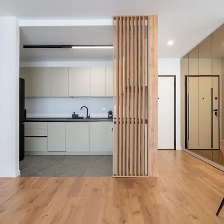 One Comfort Parking דירה *