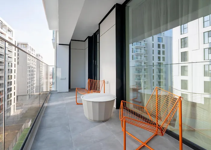 One Comfort Parking בוקרשט