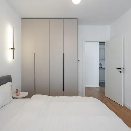 One Comfort Parking Apartament